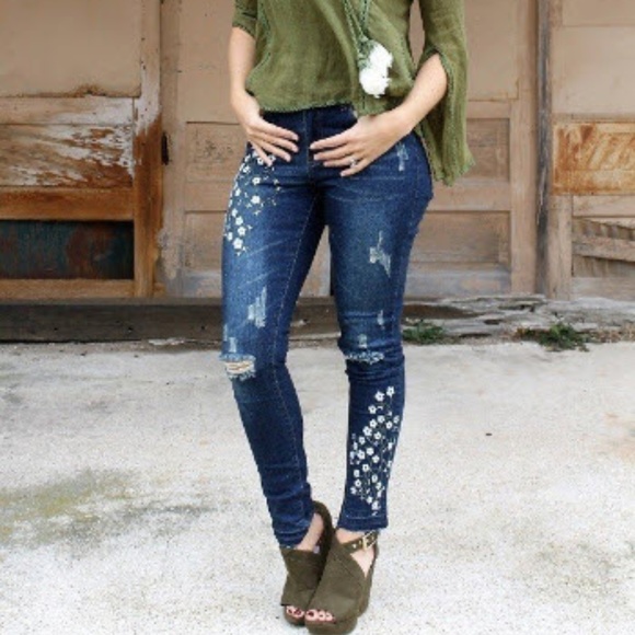 Lucky & Blessed Denim - L&B distressed embroidered skinny jeans low rise